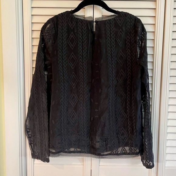 MOON RIVER, WOMENS NAVY BLUE EMBROIDERED TOP. - Picture 7 of 7